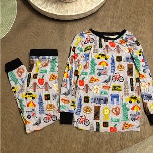 Little Sleepies NYC pajamas 4t 🥨🚕